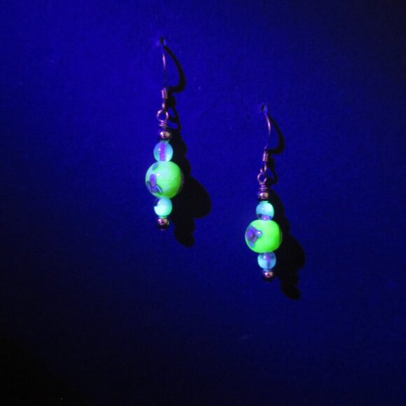 Vintage Czech Lampwork earrings - Picture 8 of 11